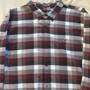 Two Men’s Hollister Epic Flex Button ups. Slim Fit and Stretch